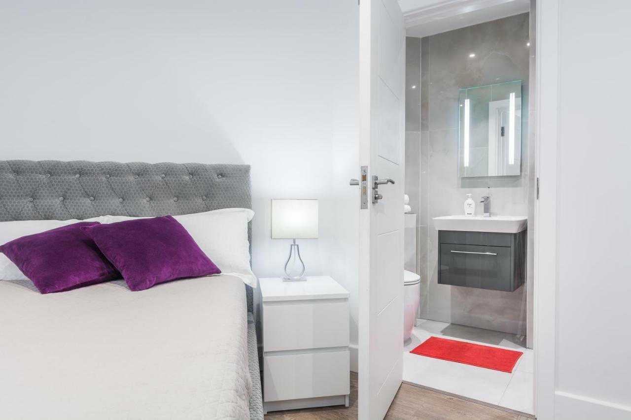 Ta House Hotell Edgware Eksteriør bilde